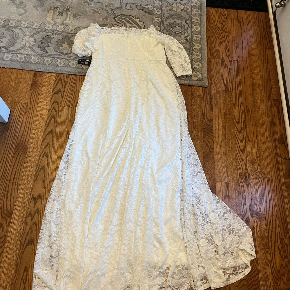 Torrid wedding dress 18
